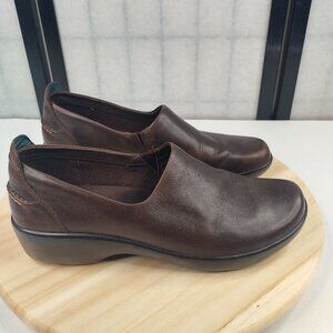 L.L. Bean Comfort Slip On Clog Loafers Brown Supple Leather Women US 11M